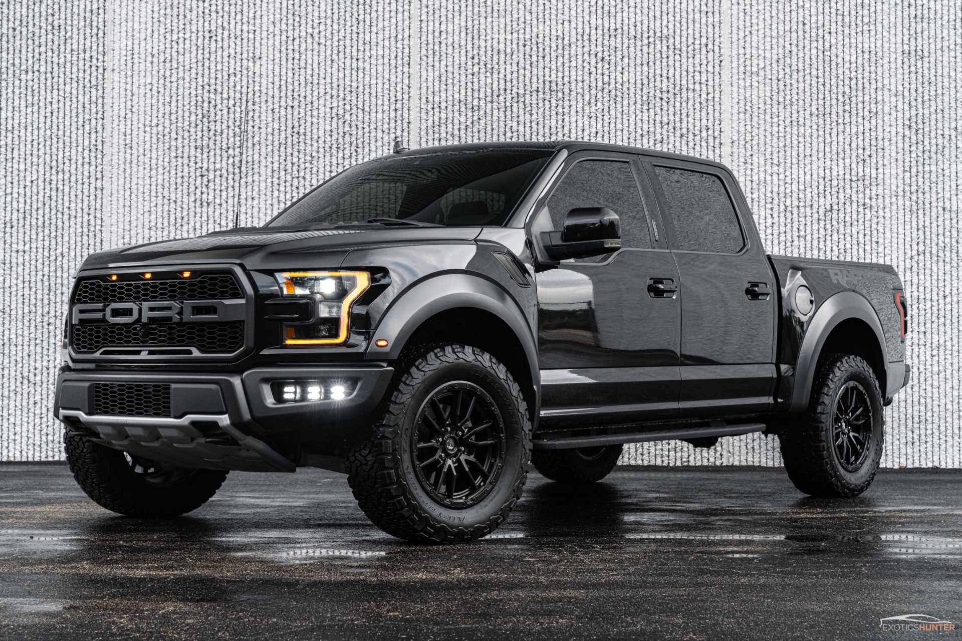 Used 2019 Ford F-150 Raptor w/ Equipment Group 802A, Tech Pack